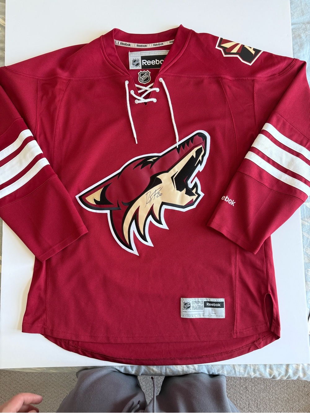 Dylan Strome Signed Arizona Coyotes Jersey